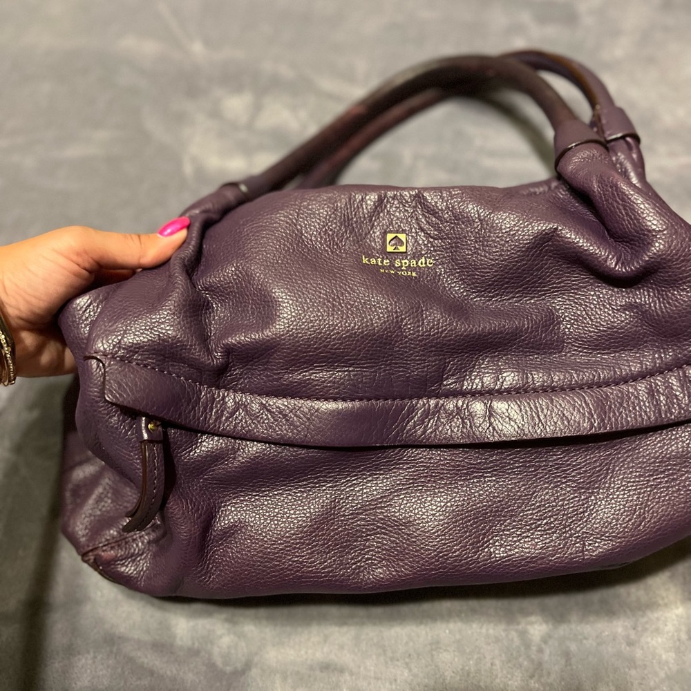 Beautiful used like new Kate spade leather purse